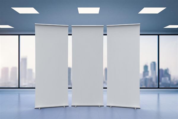 Sådan finder du et roll-up banner til din virksomhed